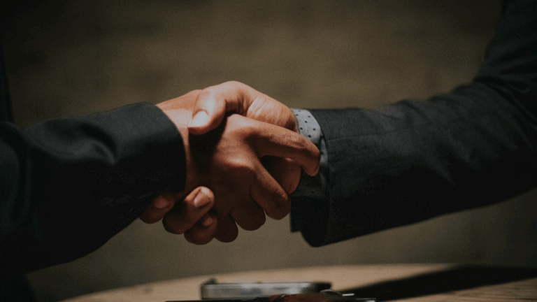 How global alliances and sanctions shift capital flows across markets